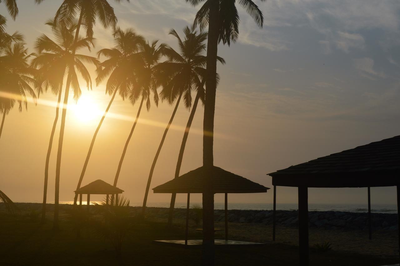 Elmina Bay Resort Exterior photo