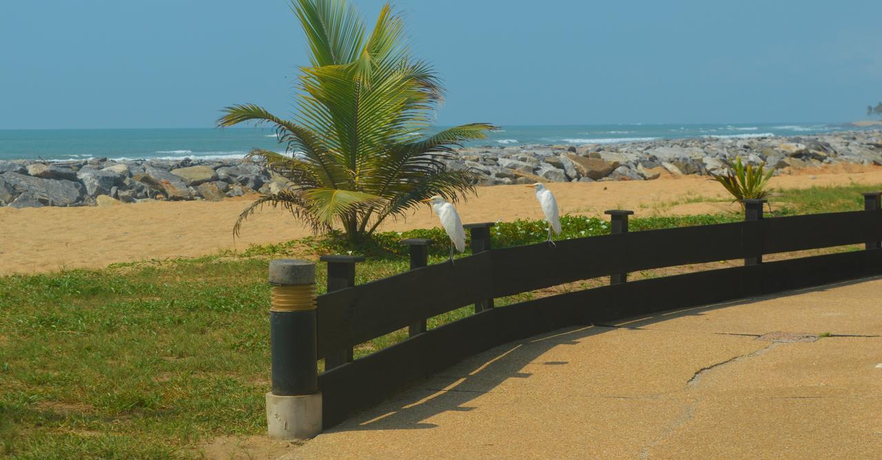 Elmina Bay Resort Exterior photo